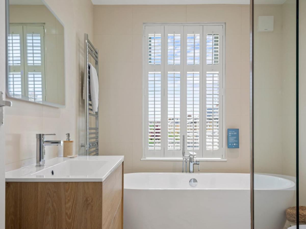 Pass The Keys 3 Bed Scandi Heaven Minutes From The Beach Whitstable Kültér fotó